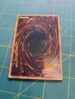Yugioh Armory Arm DP08-EN016 Ultra Rare 1st Edition - Image 4