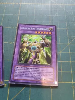 Elemental HERO Thunder Giant EHC2-EN004 Limited Edition YuGiOh! Secret Rare - Image 5