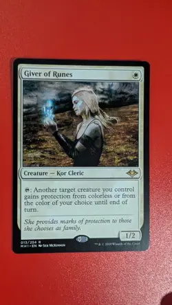 Giver of Runes Modern Horizons Regular - Image 1