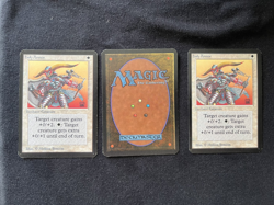 Magic the Gathering Holy Armor X2 Holy Strength X1 Alpha X2 LP h - Image 1
