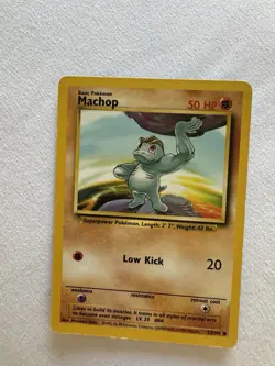 Pokemon TCG Machop Base Set Unlimited Common Card 52/102 - Image 1