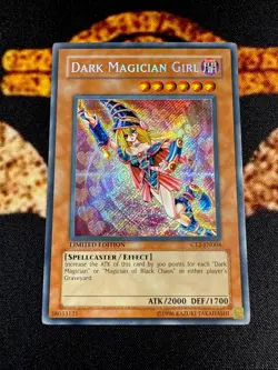 YUGIOH • DARK MAGICIAN GIRL • SECRET RARE • CT2-EN004 • LIMITED EDITION • VLP - Image 2