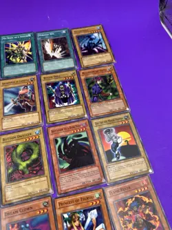 Vintage Yu-Gi-Oh Card Lot Collection 25 Cards See Pics 1996 - Image 4