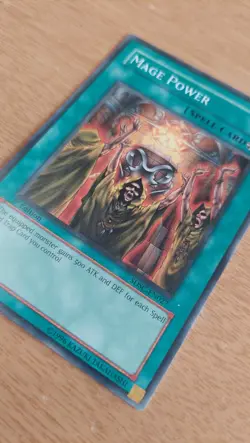 1st Edition Mage Power SDSC-EN027 YuGiOh card (LP) - Image 1