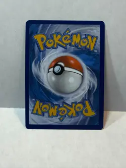 Pidgeot V 137/196 ULTRA RARE Pokemon Card 2022 Sword & Shield Lost Origin - Image 2