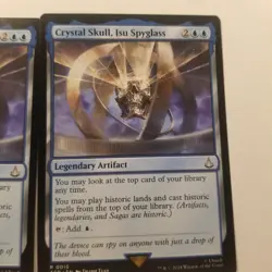 Crystal Skull, Isu Spyglass Universes Beyond: Assassin's Creed Regular X2 Mtg - Image 2