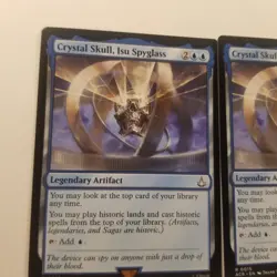 Crystal Skull, Isu Spyglass Universes Beyond: Assassin's Creed Regular X2 Mtg - Image 3