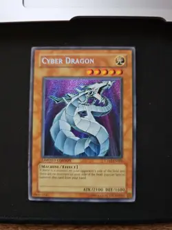 YuGiOh! Cyber Dragon CT03-EN002 Secret Rare Limited Edition - LP - Image 1