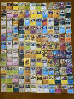 Huge Lot of 132 Pokemon Cards Some May Be Rare Inc Gold Charizards - Image 2