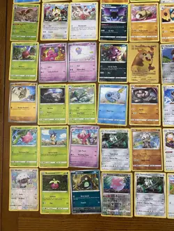 Huge Lot of 132 Pokemon Cards Some May Be Rare Inc Gold Charizards - Image 5