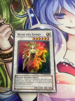 QUEEN OF THORNS FRENCH SUPER RARE CSOC-EN042 FR042 LIGHT PLAY YUGIOH - Image 1