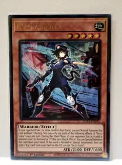 Yugioh K9-17 Izuna (JUSH-EN031) Justice Hunters (ULTRA RARE) Near Mint Condition - Image 2