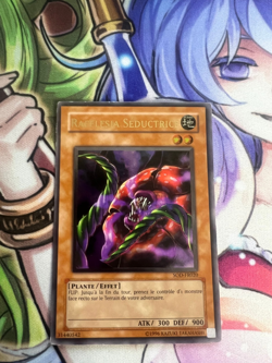 RAFFLESIA SEDUCTION ULTIMATE RARE FRENCH SOD-EN020 FR020 LIGHT PLAY YUGIOH - Image 1