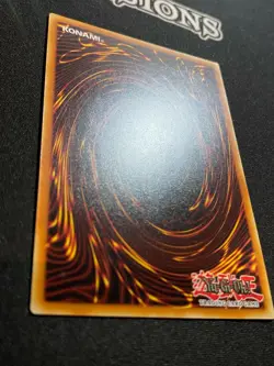 Blue-Eyes White Dragon Secret Rare Limited Edition 2017 Yugioh Card Ct14-En002 - Image 4