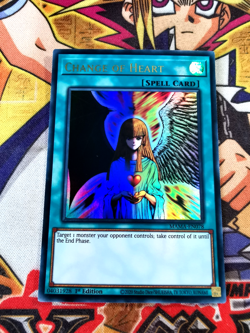 Change of Heart mama-en078 1st Edition (NM+) Ultra Rare Yu-Gi-Oh! - Image 1