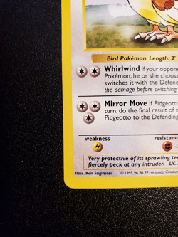 Pokemon Card: Pidgeotto Shadowless 22/102 Base Set Rare 1999 WOTC - Image 4