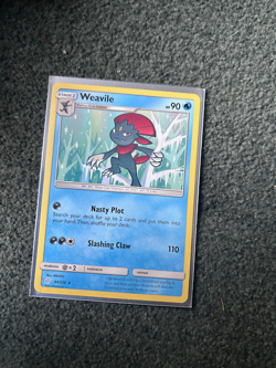 Weavile 44/236 Cosmic Eclipse Regular Rare NM Pokemon TCG - Image 1
