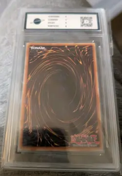 Yugioh Speed Duel Gate Guardian SGX2-END01 1st Edition Secret Rare PSA 8 - Image 2