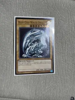 YUGIOH Blue-Eyes White Dragon Ultimate Rare OTS-28 Near Mint, Very Slight Miscut - Image 2
