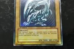 2002 Blue-Eyes White Dragon Holo Ultra Rare YuGiOh SDK-001 1st Edition English - Image 4