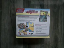 Pokemon Scarlet &Violet TCG: Paradox Rift Elite Trainer Box - Roaring Moon - Image 2
