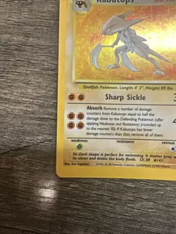 Kabutops 1999 Fossil 9/62 Holo ERROR MISPRINT MISCUT OC HOLO Pokemon Card - Image 4