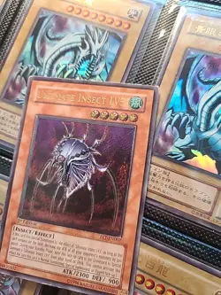 Yu-Gi-Oh Ultimate Insect LV5 FET-EN007 Ultimate Rare 1st Edition - Image 3