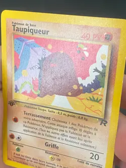 CARTE POKEMON TAUPIQUEUR 52/82 EDITION 1 FR COMMUNE WIZARDS TEAM ROCKET -TBE/EXC - Image 2
