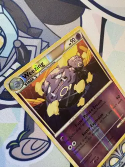 Pokemon TCG Weezing 38/95 Call of Legends Reverse Holo Rare Pokemon Card 2011 - Image 2