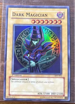 Yu-Gi-Oh! Dark Magician - 1st Ed SYE-001 - Very Light Play - OG from 2004 - Image 1