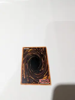 Dark Magician LOB-005 Ultra Rare Vintage Yu-Gi-Oh Card Lightly Played LP - Image 2