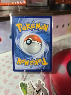 2021 Pokemon SWSH Battle Styles Mimikyu V #148/163 - Image 2