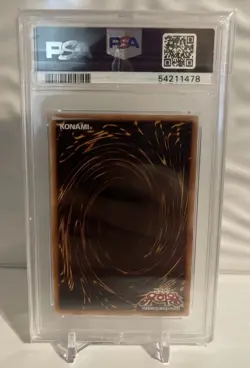 Yugioh 2003 Blue eyes white dragon Lob-k001 PSA 9! Holo UR - Image 2