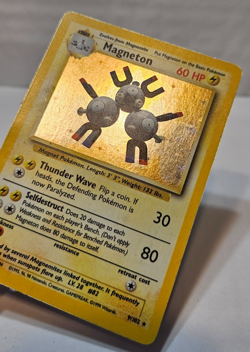 Magneton 9/102 Holo Rare Unlimited Base Set Pokemon 7292 - Image 3