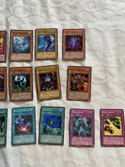 16x Yu-Gi-Oh! Trading Cards Job Lot 1 Very Good used condition [AA16] - Image 3