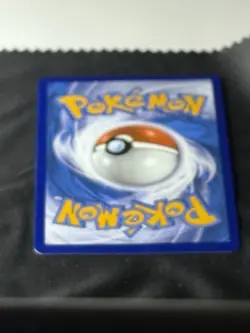 Pokemon Card - Mew 025/025 Secret Rare Celebrations 25th Anniversary Gold NM - Image 2