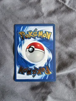 Pikachu Gold Metal Card 58/102 - Celebrations 25th Anniversary - Pokemon TCG - Image 3