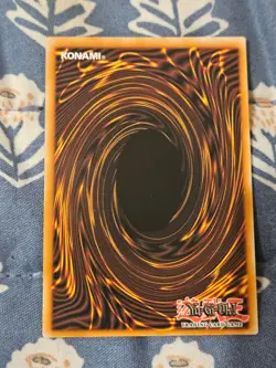 Dark Magician 1st Edition Mint Condition LDK2-ENY10 Yugioh - Image 2