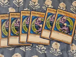 Dark Magician 1st Edition Mint Condition LDK2-ENY10 Yugioh - Image 3