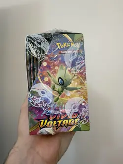 Pokemon TCG Sword & Shield Vivid Voltage Booster Box 36 Booster Packs Sealed 820650817496 - Image 2