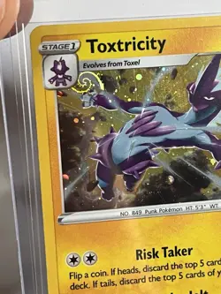 Toxtricity 063/189 Cosmos Holo Pokemon Darkness Ablaze Rare Card NM - Image 2