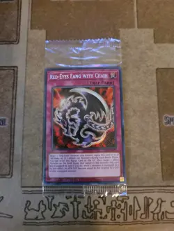 YUGIOH RED-EYES FANG WITH CHAIN LDS1-EN021 SECRET LIMITED EDITION SEALED - Image 1