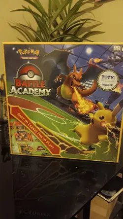 Pokemon TCG: Battle Academy - Charizard-GX, Raichu-GX & Mewtwo-GX - Image 4