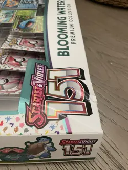 DAMAGE ON BOX - Pokemon 151 Blooming Waters Premium Collection. SEE DESCRIPTION - Image 3