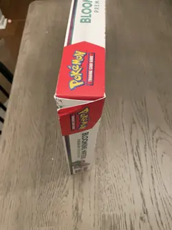 DAMAGE ON BOX - Pokemon 151 Blooming Waters Premium Collection. SEE DESCRIPTION - Image 4