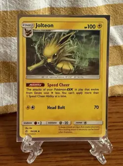 2019 Sun & Moon - Cosmic Eclipse Jolteon Non Holo #70 Pokemon Card - Image 1