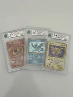 Moltres Articuno Zapdos Holo Rare Japanese Fossil MNT Graded Pokemon Card Bundle - Image 1