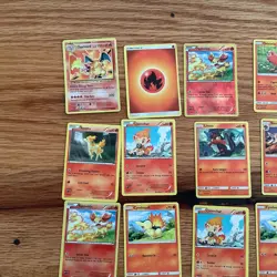 pokemon lot - 105 Fire Type Cards, 8 Foils! - Image 4