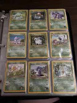 Binder full(200+) VINTAGE Pokemon Cards (various sets) mew,nine tails,promos LP - Image 1