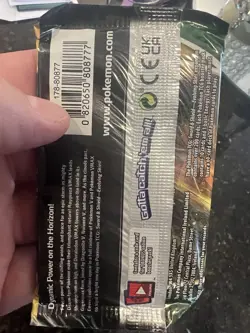 Pokemon TCG Sword & Shield Evolving Skies Booster Pack.& One Touch Pack Protect - Image 2